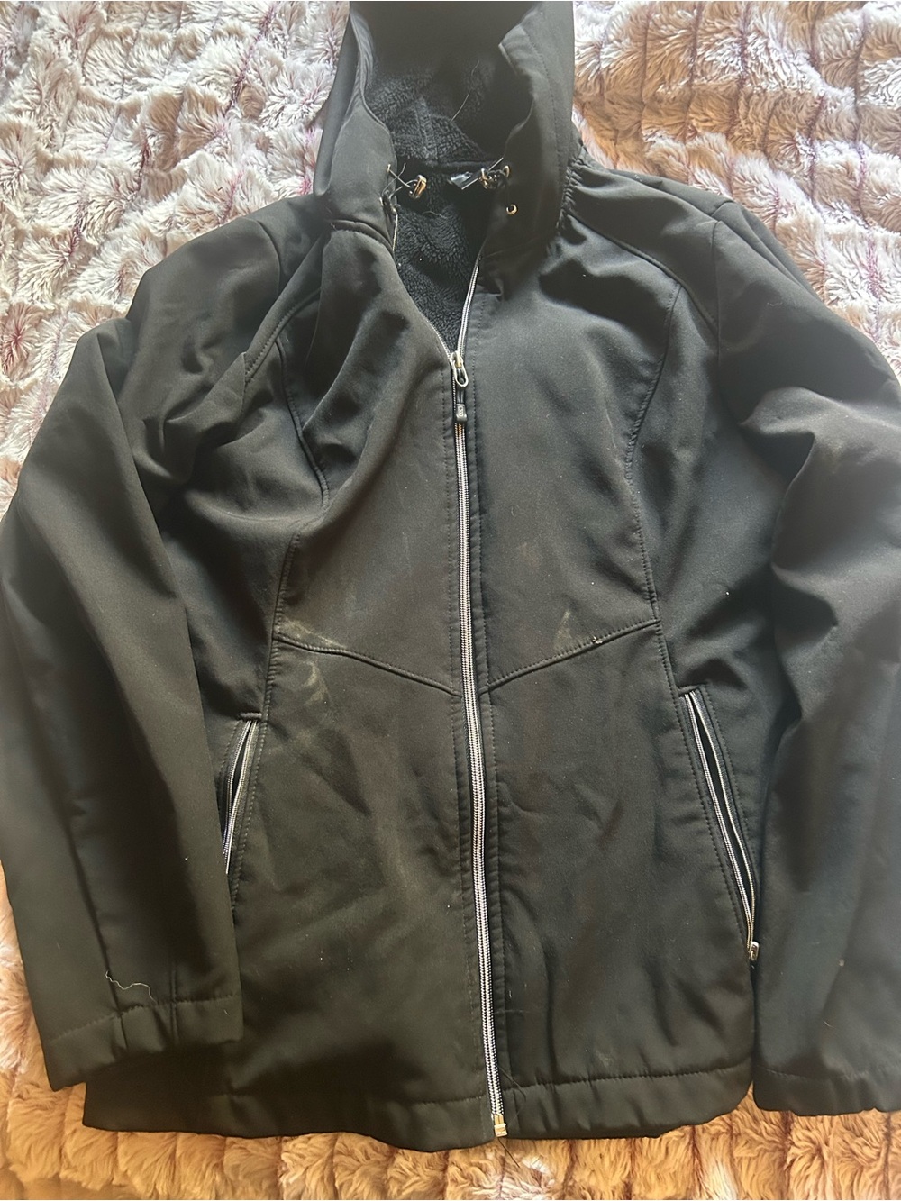 2XU Black Hooded Windbreaker with Zip Pockets